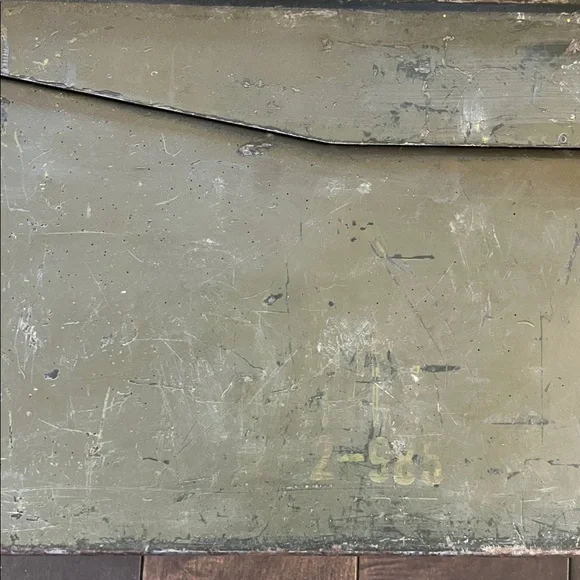 Vintage Green Metal Ammo Box - Picture 4 of 12